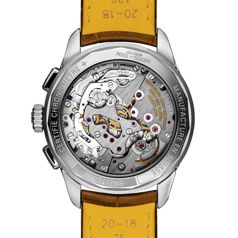 breitling b09 vs b01